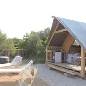 Glamping San Bart Luxe tent